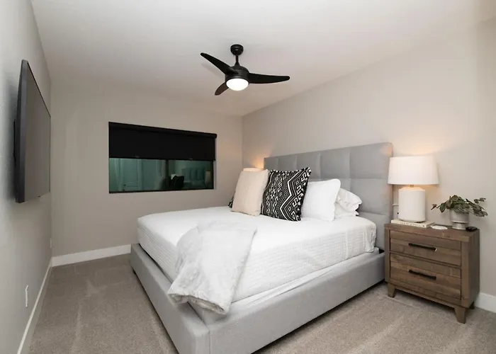 4bedroom 3bath With Billiards, Ping-pong, Heated Pool, Hot Tub, Fire Pit & * Scottsdale