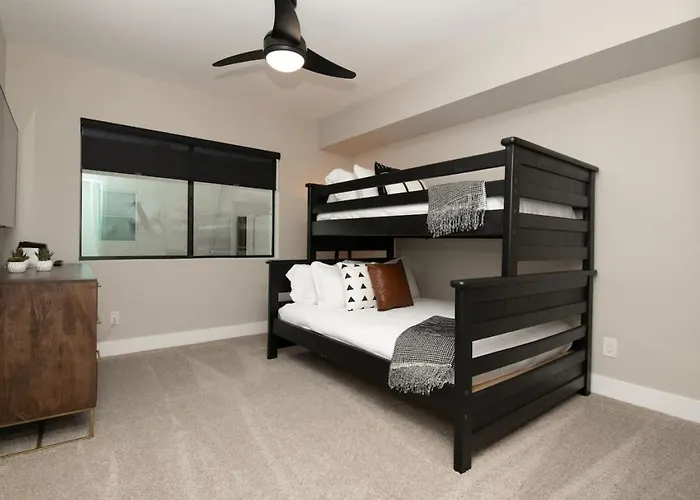 4bedroom 3bath With Billiards, Ping-pong, Heated Pool, Hot Tub, Fire Pit & Scottsdale