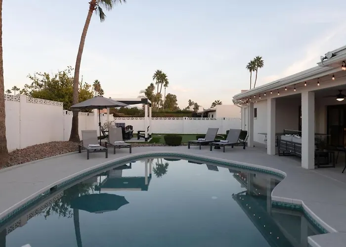 4bedroom 3bath With Billiards, Ping-pong, Heated Pool, Hot Tub, Fire Pit & Holiday home *