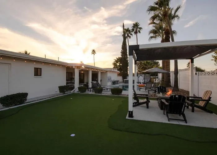 4bedroom 3bath With Billiards, Ping-pong, Heated Pool, Hot Tub, Fire Pit & Holiday home *
