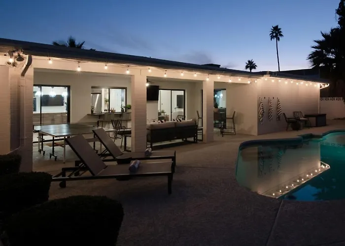 4bedroom 3bath With Billiards, Ping-pong, Heated Pool, Hot Tub, Fire Pit & Holiday home Scottsdale
